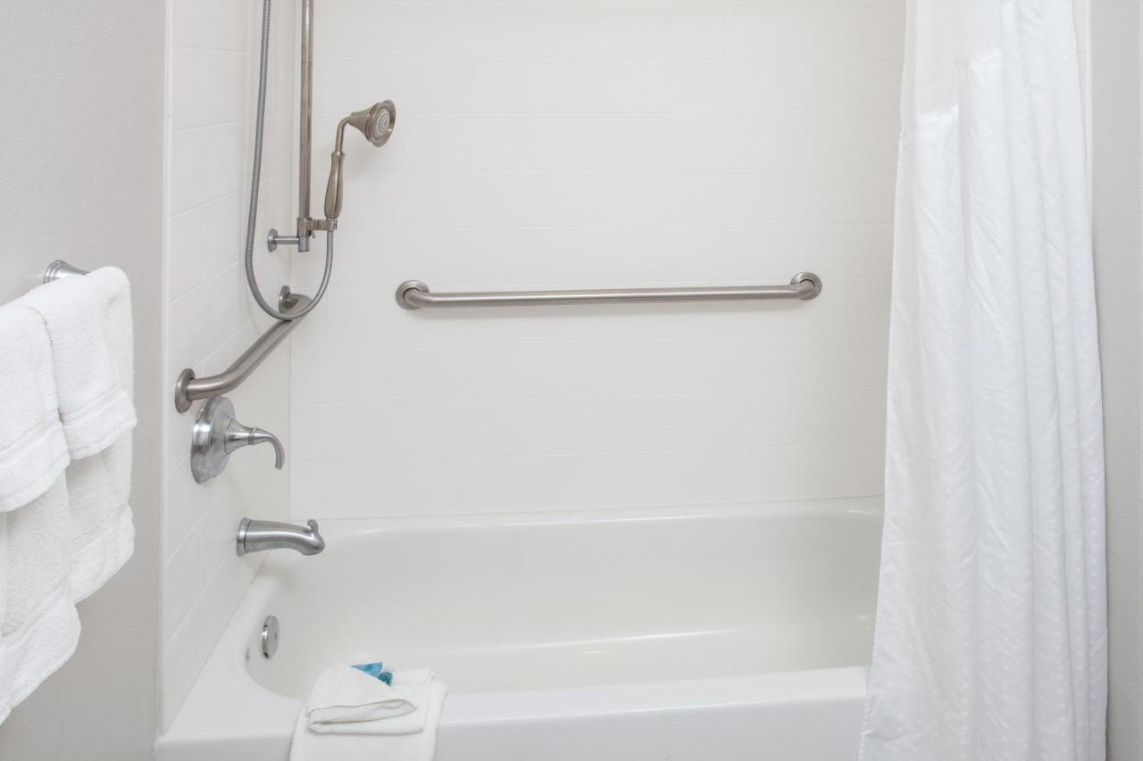 Hotel Express Haskell-wayne Area By Ihg 3*