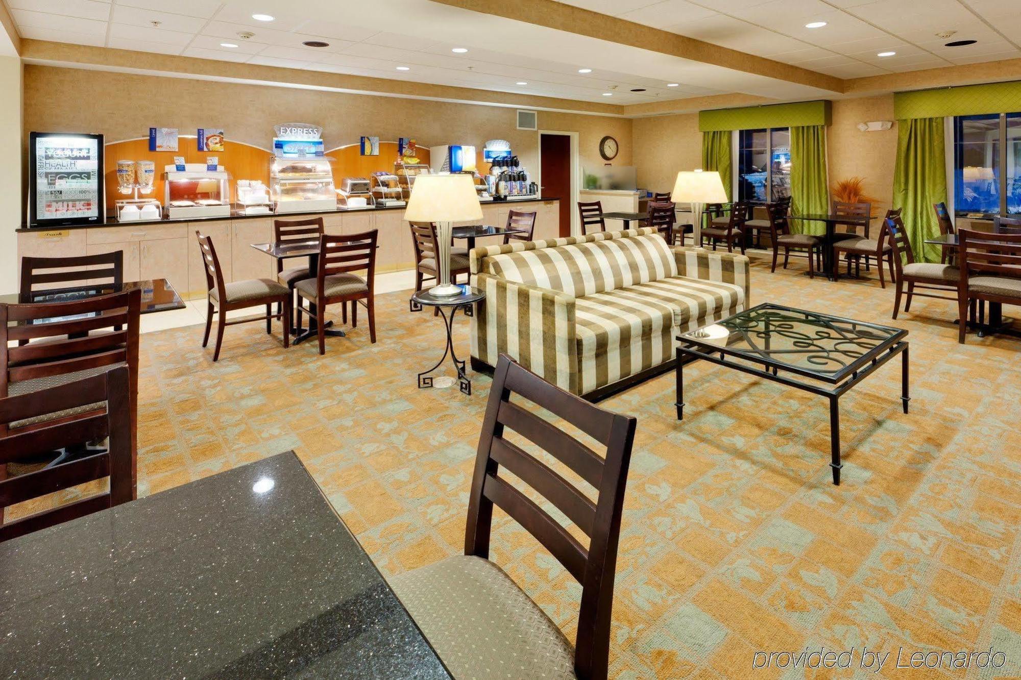 Express Haskell-wayne Area By Ihg 3* Haskell